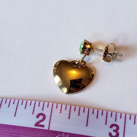 Vintage Gold Green Stone With Heart Charm Dangle Drop Earrings - Picture 6 of 6